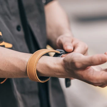 Ulanzi FALCAM Maglink Quick Magnetic Buckle Wrist Strap Stable Fashional Wrist Strap for Outdoor Photography 5