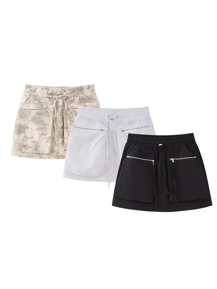 

TRAF 2023 summer new women's black and white tooling skirt mid-waist skirt fashion pocket miniskirt street skirt