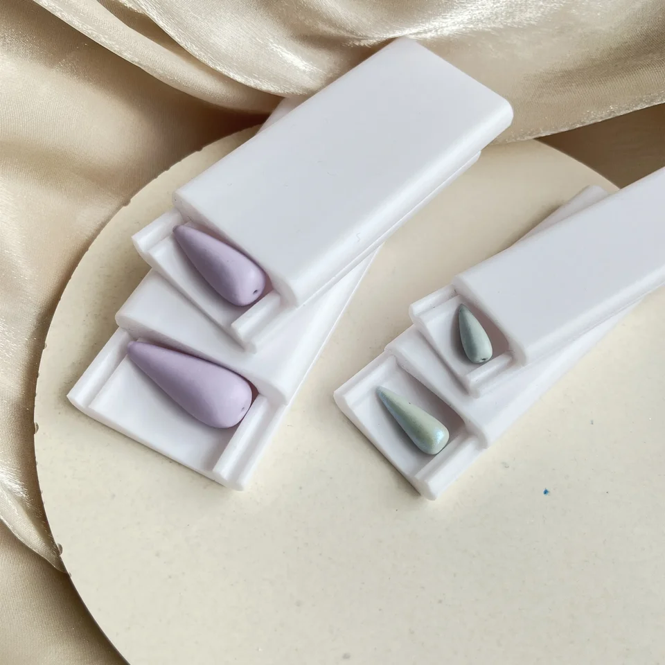 MUUYYI Stampo per orecchini in ceramica morbida di nicchia estetismo petalo gioielli ciondolo argilla modellazione fustellatura strumenti fatti a mano