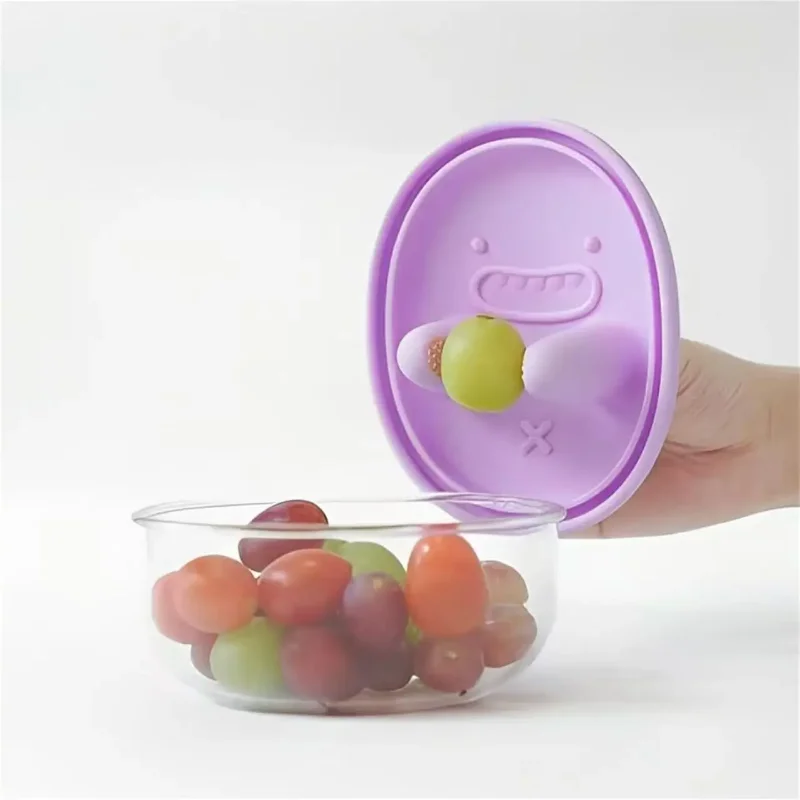 Crumb-Free Cartoon Snack Box - Food-Grade Silicone Storage Solution
