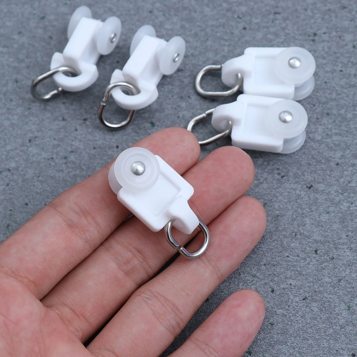 Curtain roller 50PCS curtain rail accessories mute hook track pulley ball hook roller for smooth and silent movement