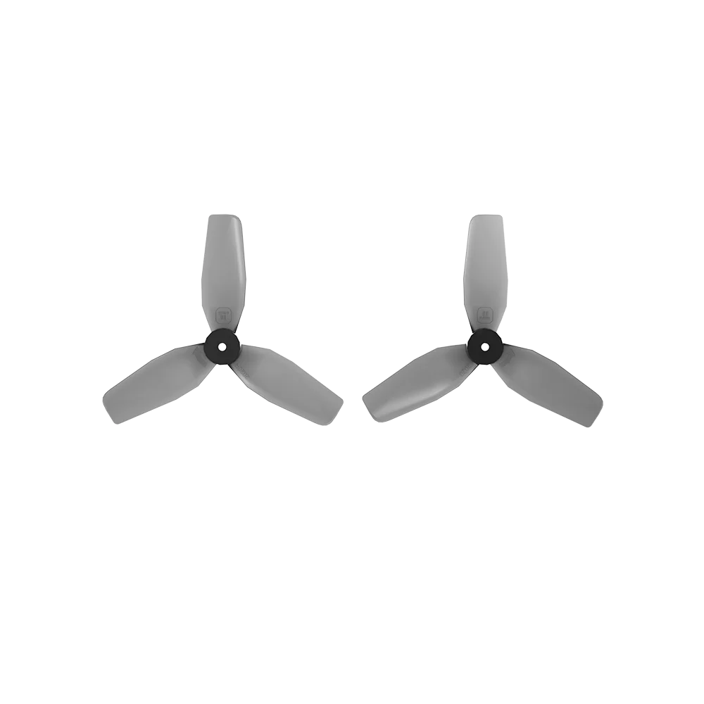 Lot de quatre paires d'hélices de course 2 pouces 3 lames PC pour drone BetaFPV Defender 20 Lite, emballées sous blister.