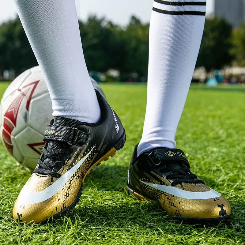Football Shoes for Boys Girls Grass Training Waterproof Turf Soccer Cleats football shoes