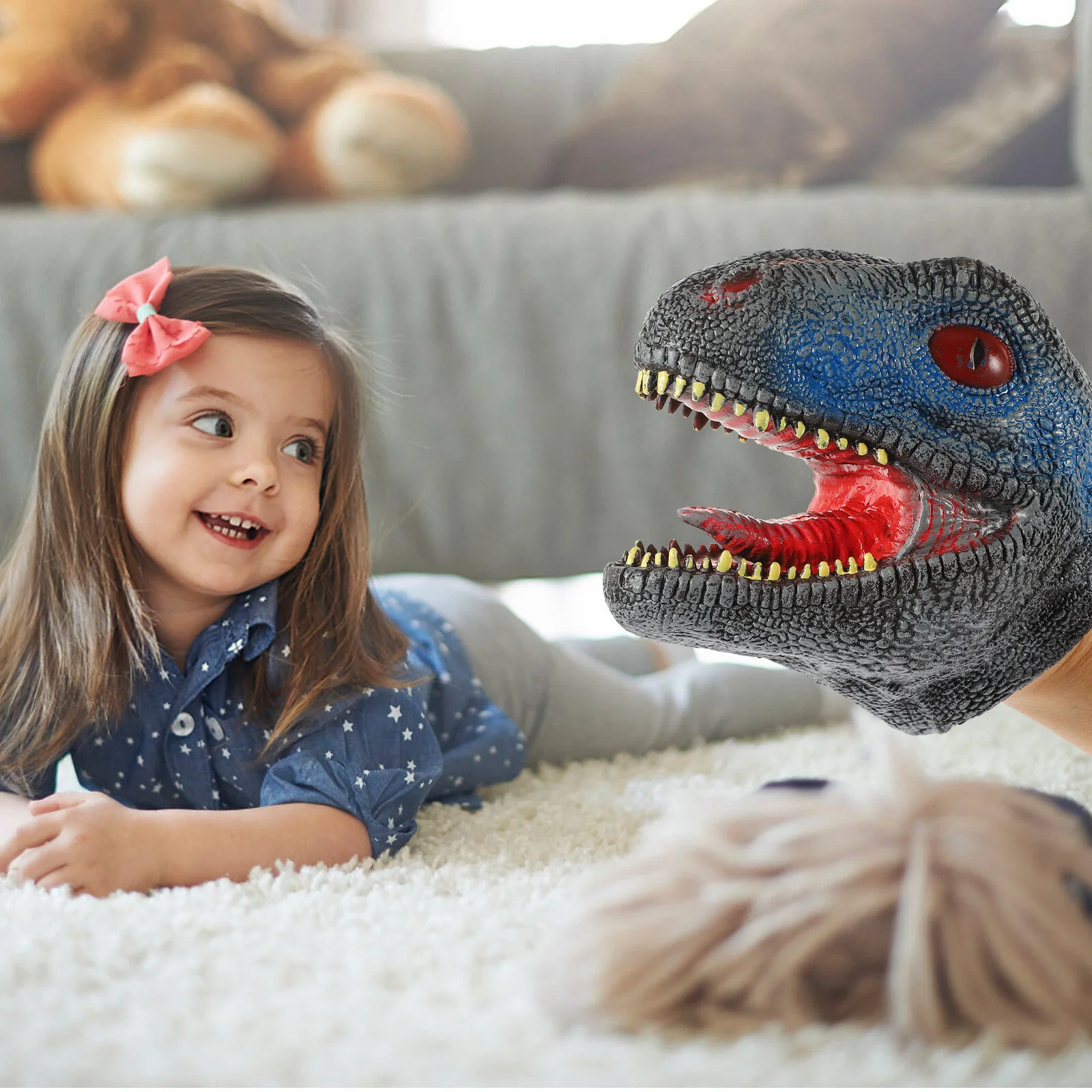 Dinosaur Hand Puppet Model Finger Puppets Toy Velociraptor Head Hand Puppet Cosplay Puppet Finger Puppets Toy hand throw plane durable epp foam dinosaur plane farther flight steel balls for stability outdoor aviation model toy steel ball