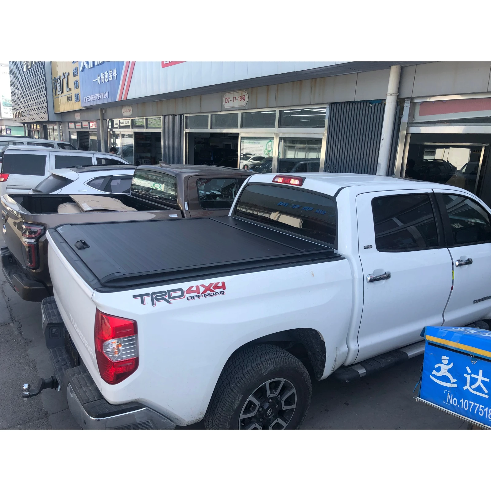 

Manufacturers wholesale pickup truck electric trunk cover for Tundra 6.5FT