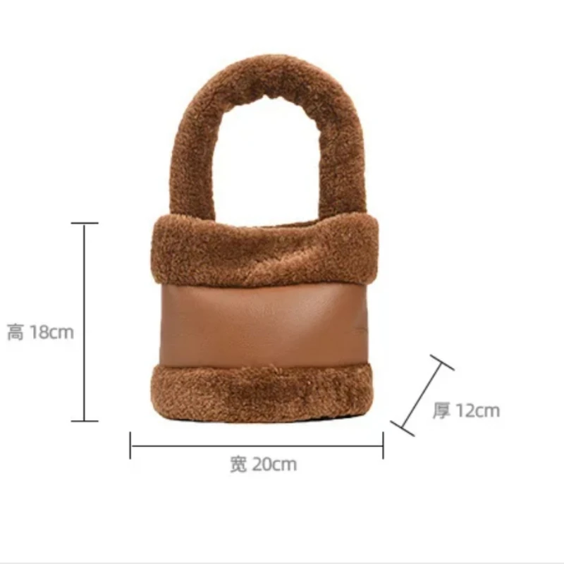 2023 New Winter Design Faux Fur Women Handbags Retro Plush Cute Ladies Clutch Purse Soft Fluffy Bucket Tote Bag Small Bolsos