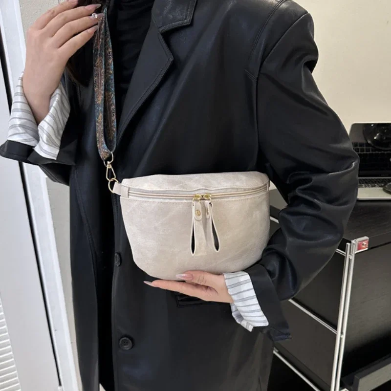 2026 Retro Wide Shoulder Women's Chest Bag Fashion Casual Armpit Crossbody Bag Simple Design Shoulder Bags for Women