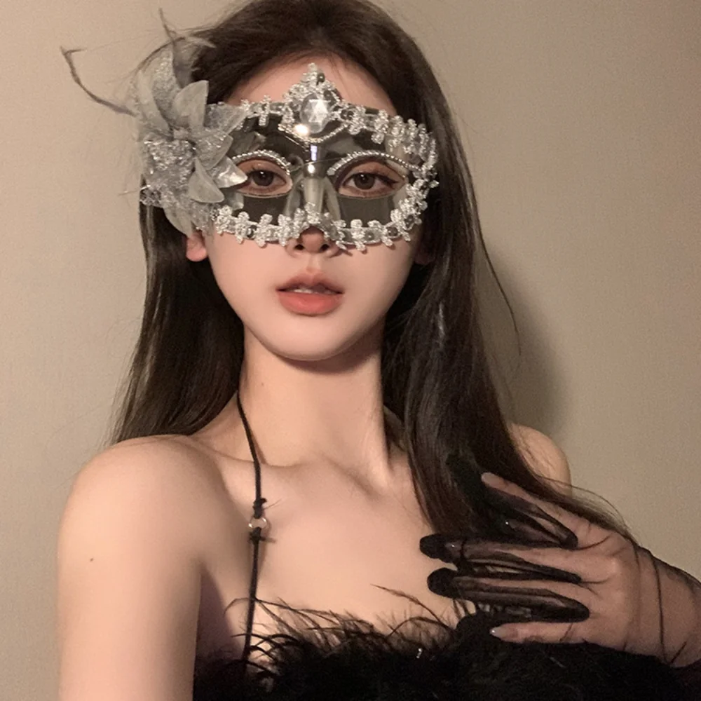 Venetiaans Masker bruin met veren kopen? Bestel Venetiaans Masker bruin
