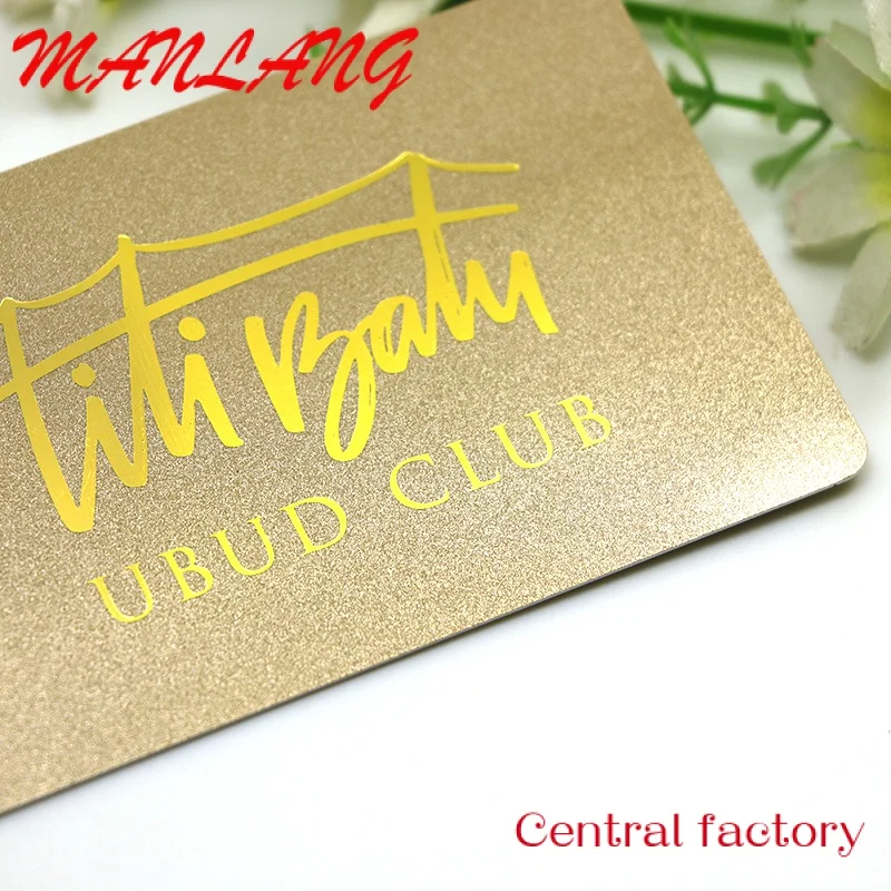 Custom  Luxury Golden PVC Laser Hot Stamping VIP Membership Loyalty Plastic Business Cards