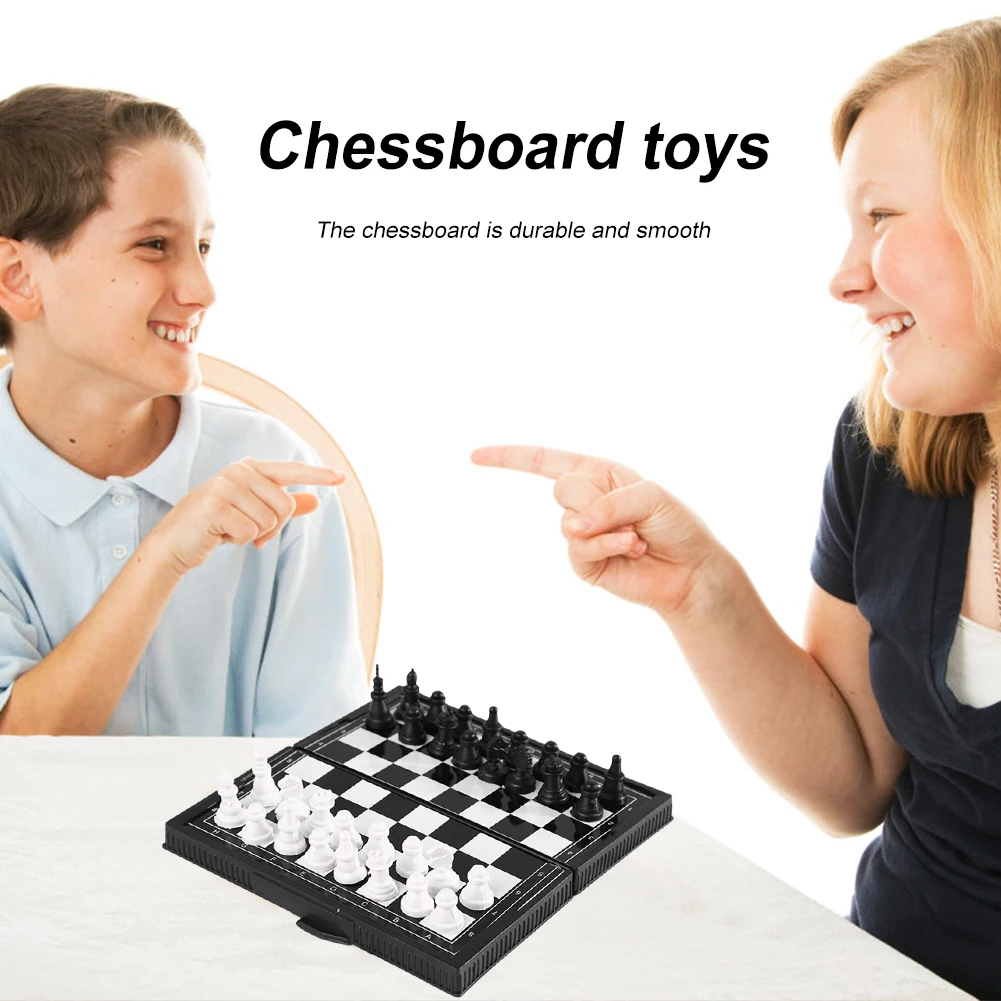 Mini Chess Board Folding Chess Game Portable Magnetic Chessboard Games Parents Children Interaction Entertainment and Education