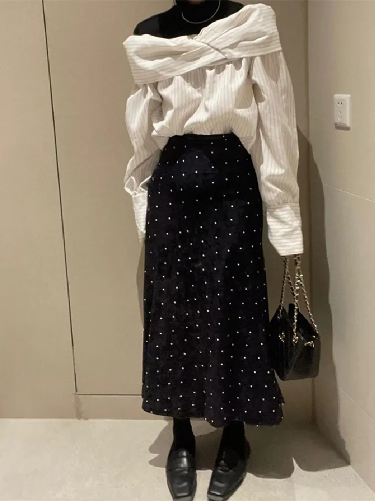 

Korean Fashion Polka-dot Velvet Skirt for Women Autumn Winter 2023 Chic Slim High Waist Fishtail Black Skirt Vintage Female