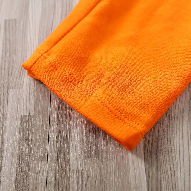 신생아를 위한 애니메이션 영감의 마법 같은 의상