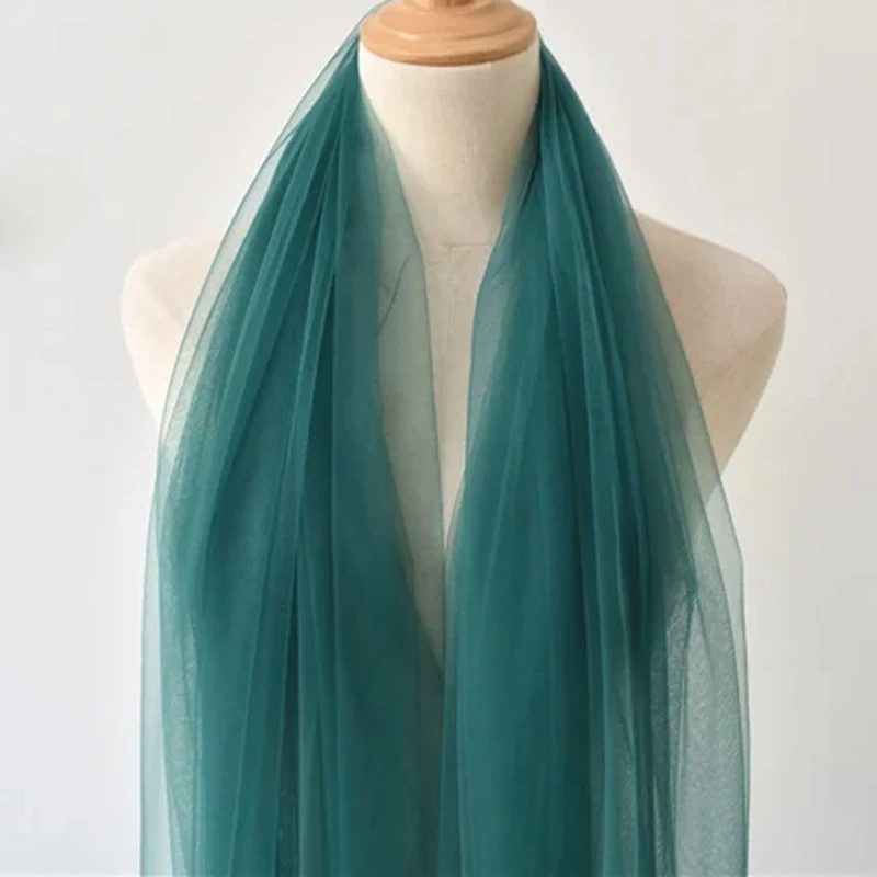 Versatile Green Soft Tulle Fabric for Elegant Decorations & Apparel