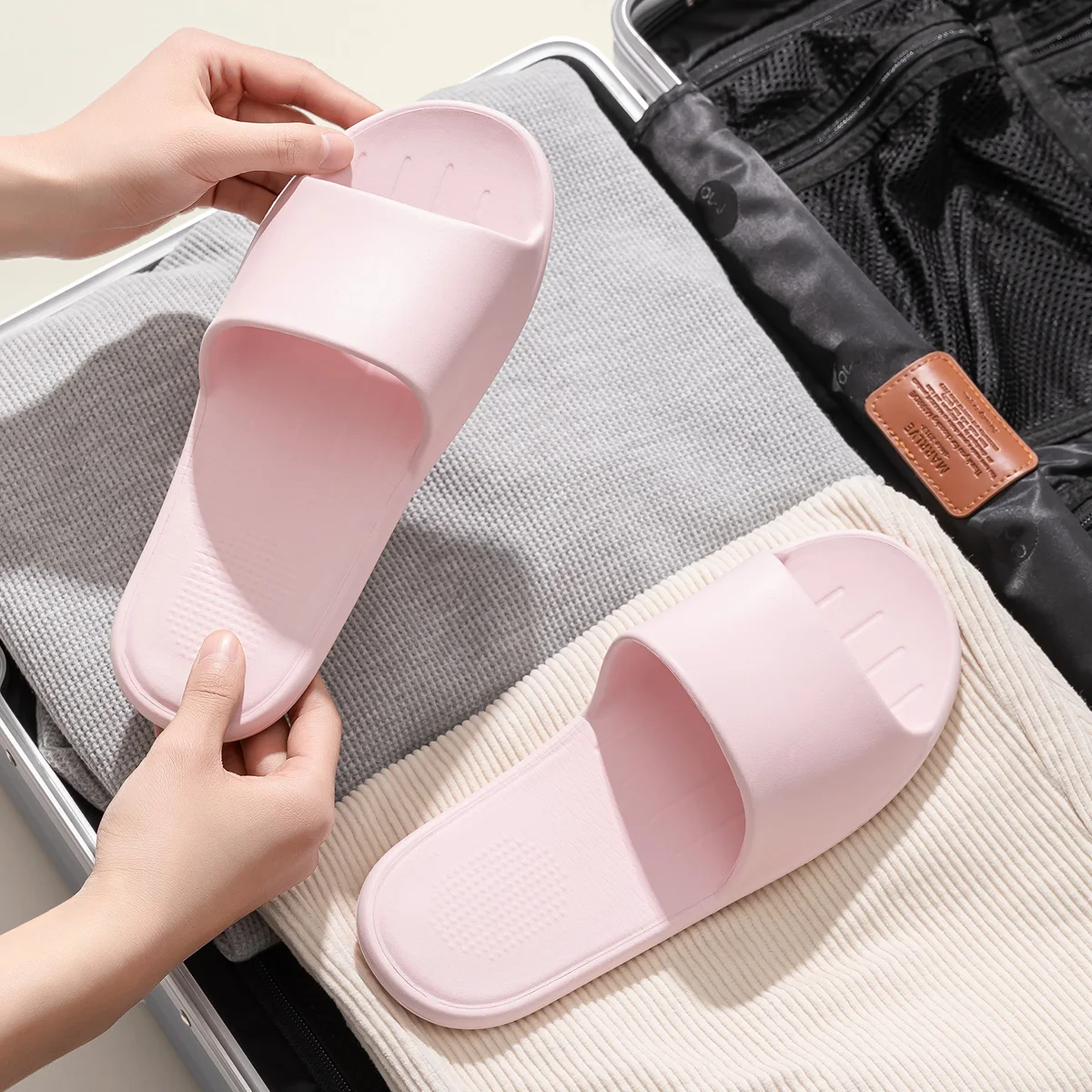 EVA Convenient Slippers Easy To Fold Travel Indoor Slippers Comfortable Light Casual Slippers - 5