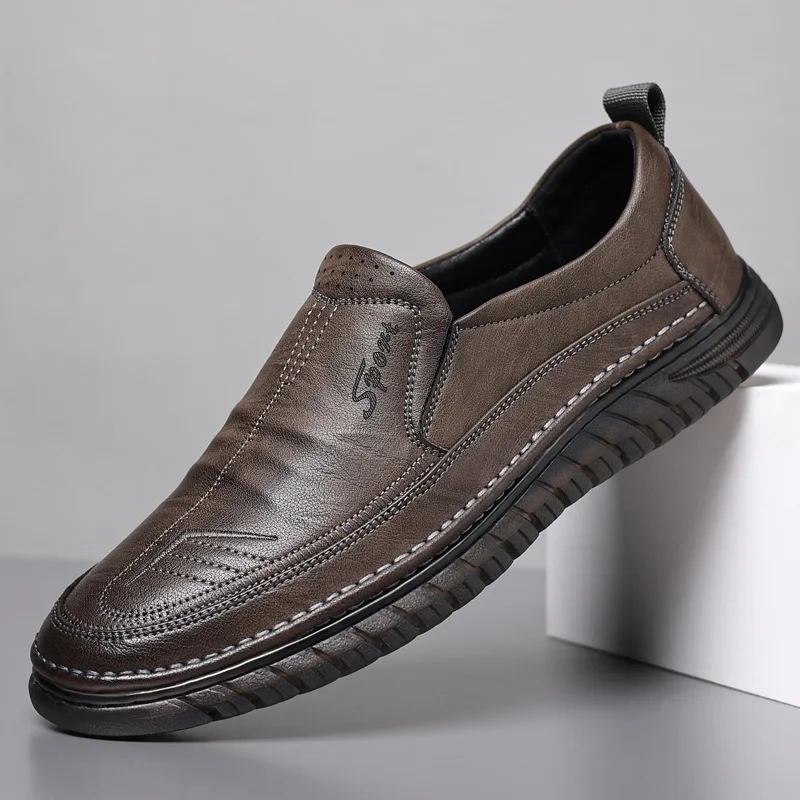 

Leather Shoes Men Outdoor Breathable Men Loafers Casual Leather Men Shoes Flats Moccasins Footwear