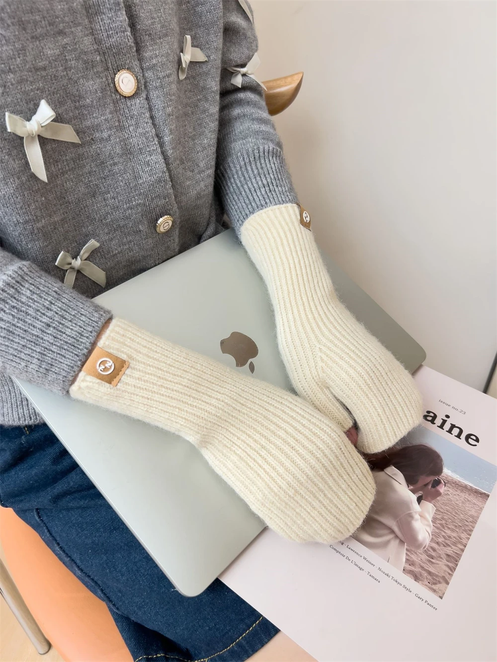 Women's Solid Color Knitted Warm Gloves Simple Outdoor Riding Half Finger Stretch Gloves Touch Screen Open Finger Winter Mittens