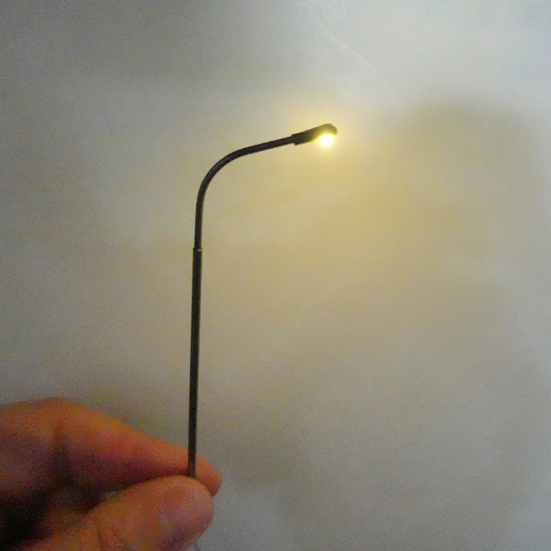 

Clearance Model Street Lamp Warm White Light Lamppost Landscape Led Lighting Playground Highway/Parking Area/Train Layout 3V