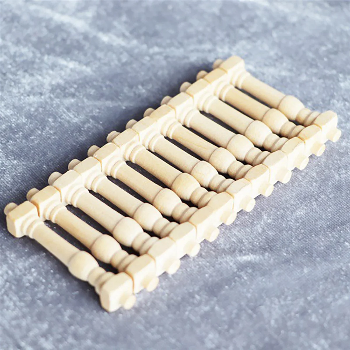 BAAU 60Pcs DIY Spindles Balusters Wooden Miniature 1/12 Scale Stair Railing Decoration Toys