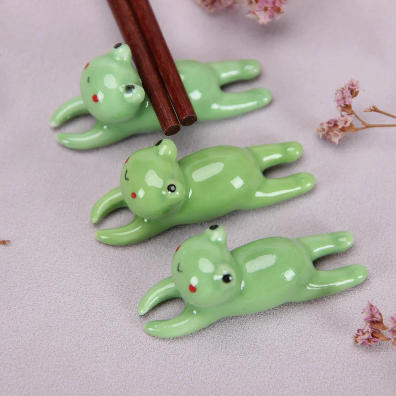 1 Pair Cicada Shape Ceramic Chopstick Rest Rack Holder Stand Spoon Fork Tray 