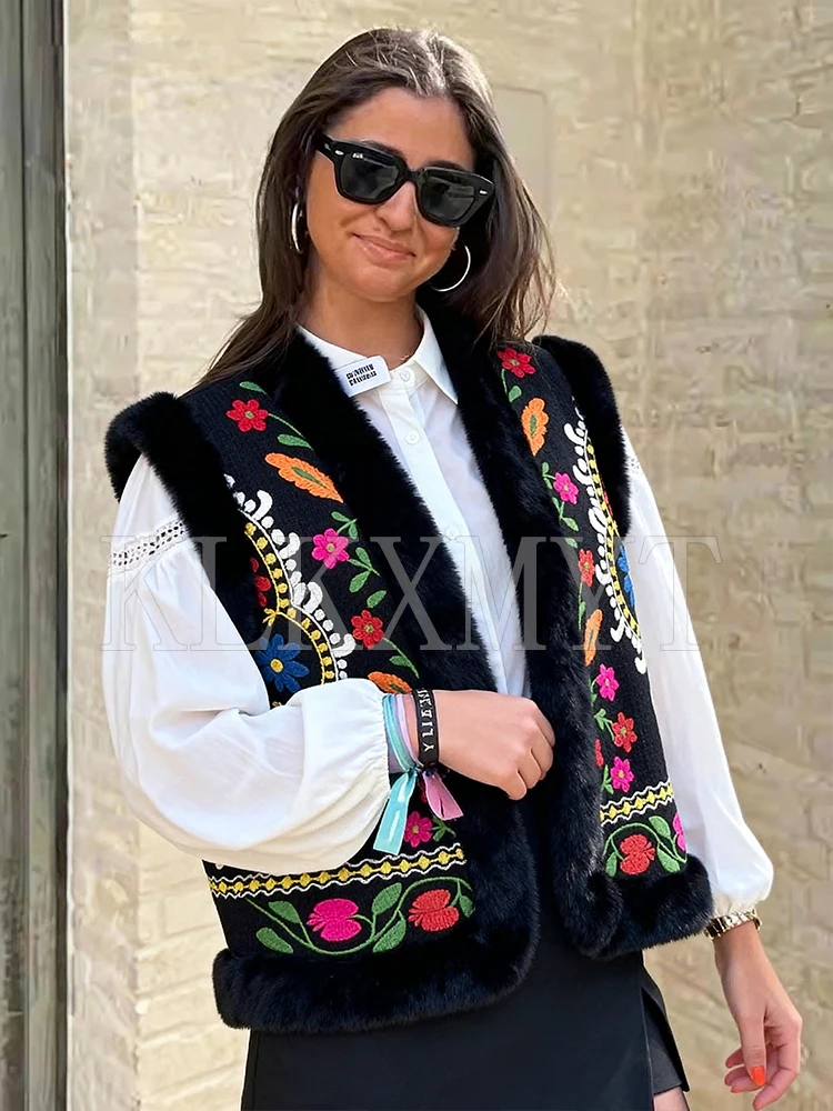 Women Chic Elegant Floral Embroidery Vest Sleeveless Jackets Streetwear Faux Fur Vests Coat Autumn Winter Fashion Waistcoats Top
