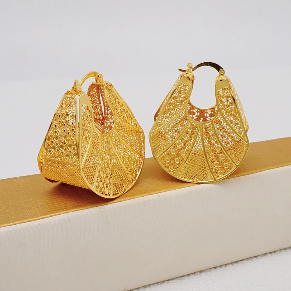 Jewelry Sets Hollow Irregular Gold Color Classic Earrings Pendent Necklace For Women New Design Wedding Party Gift