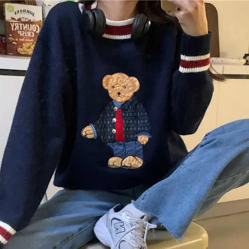 

2023 Autumn Winter Women's Vest Japanese Style Cartoon Bear Pullover Vest Sweater Oversize Harajuku Kawaii Clothes Knitted Vest