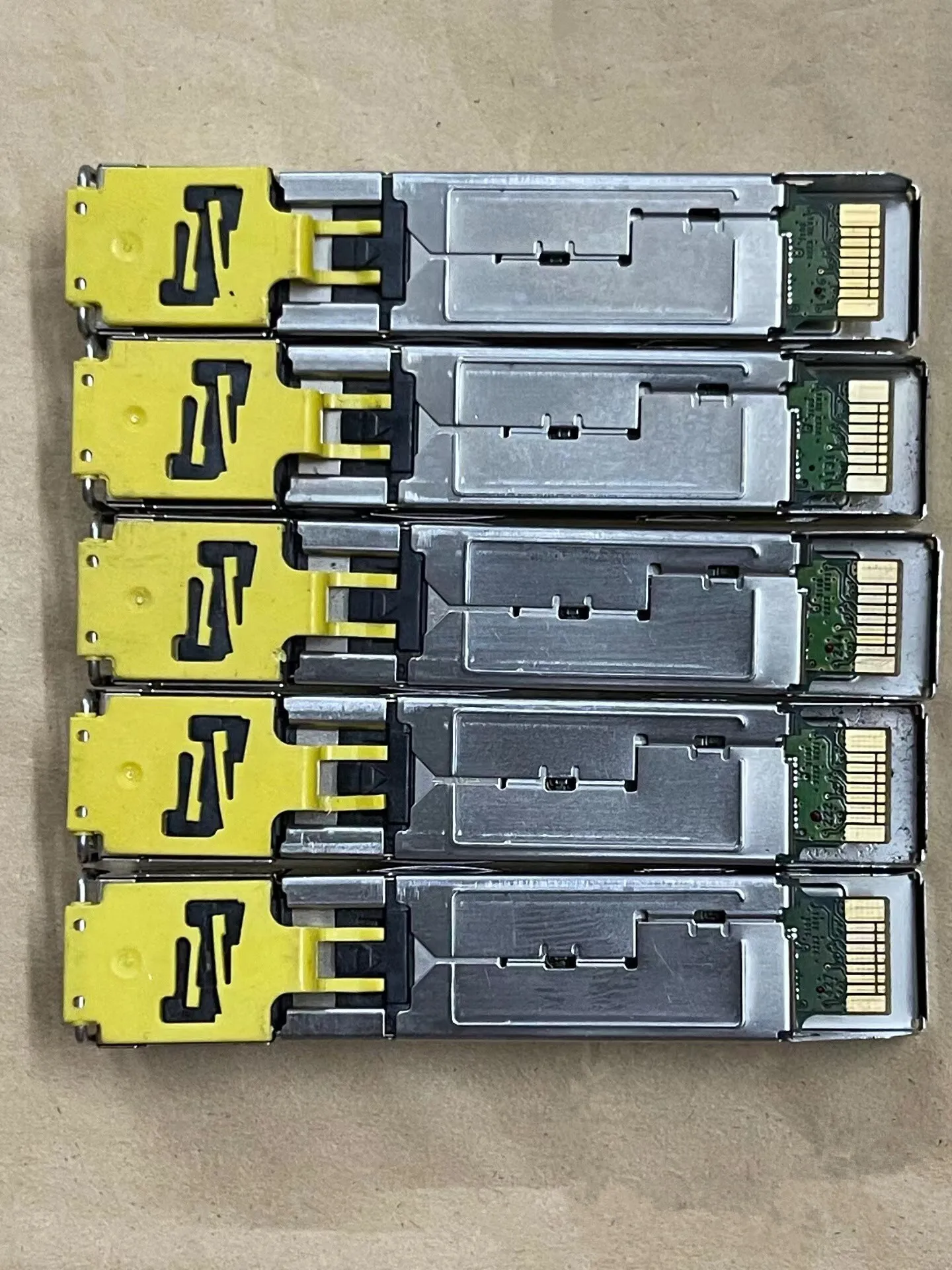 1PCS Brocade Ethernet Module 1G Gigabit Ethernet 57-1000042-01 1GE RJ45 sfp fiber switch/RJ45 fiber module sfp