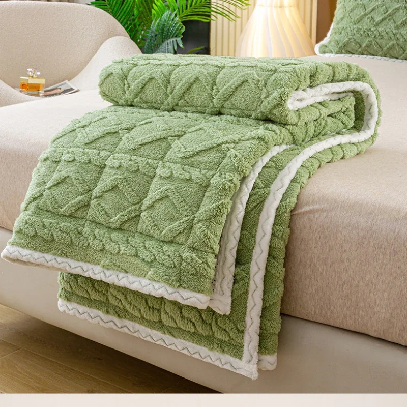 Winter Warm Thick Mattress Topper Pad Fleece Bedspread Soft Non-slip Thin Tatami Mat Home Dormitory Bedsheet Mattress Cover