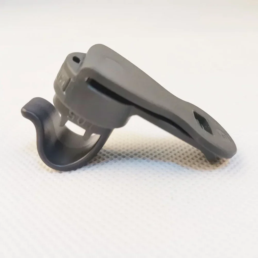 Hiking Backpack Hanger Magnetic Drinking Tubes Water Bladder Clip Hose Holders Clip Removable Clamp For Outdoor Hiking