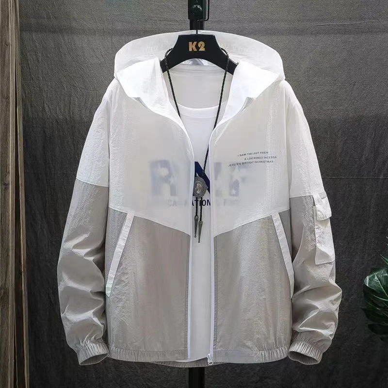 Sommer Haut Mäntel Männer ultraleichte UV-Sonnenschutz große Kapuze Wind jacke Jacke Männer gestreifte Freizeit kleidung