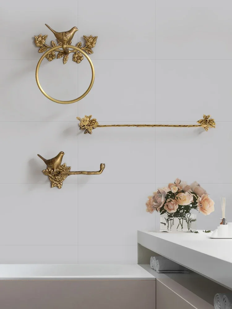 European Style Vintage Brass wall Hook Bird Towel Ring Bathroom Accessories Bath Towel Holder Paper Towel Organizer Wall hanging 2