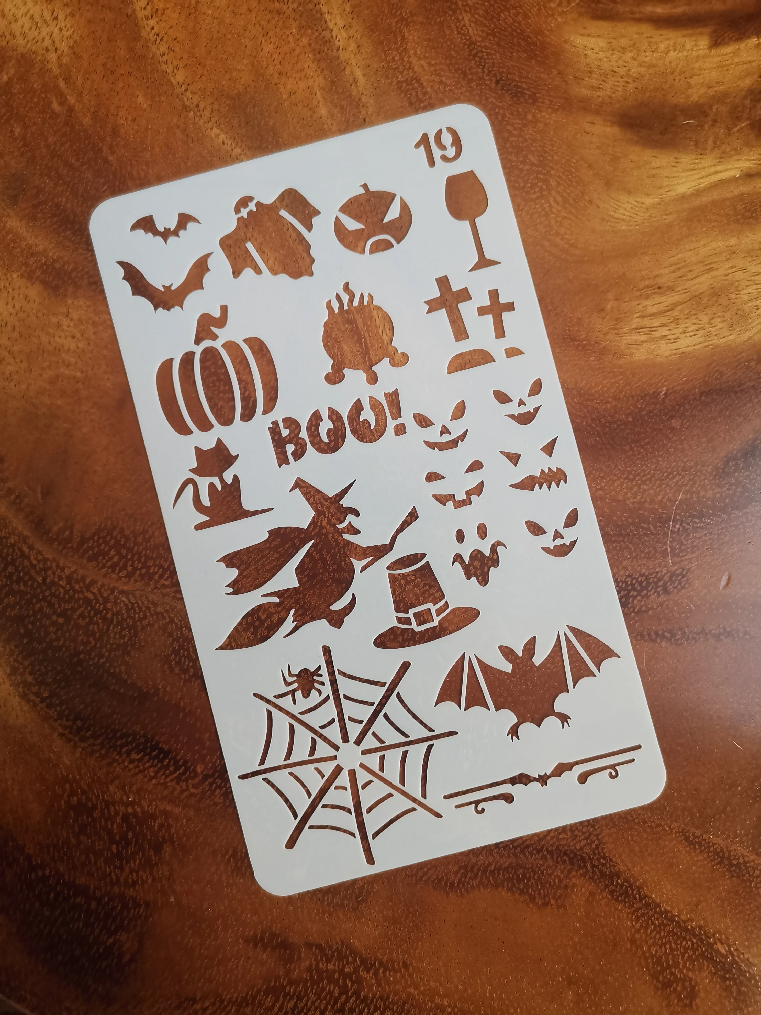 

Creative bat Layering Stencils for Diy scrapbook/photo album Decorative Embossing spray painting tool graffiti hand
