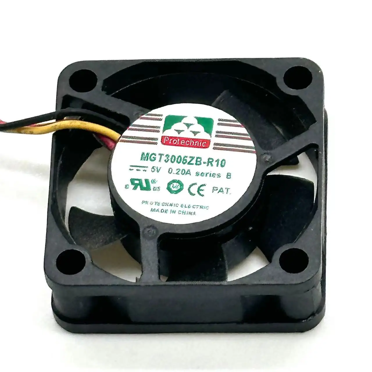 3-проводной охлаждающий вентилятор для сервера Protechnic Magic MGT3005ZB-R10 DC 5 В 0,20a 30x30x10 мм