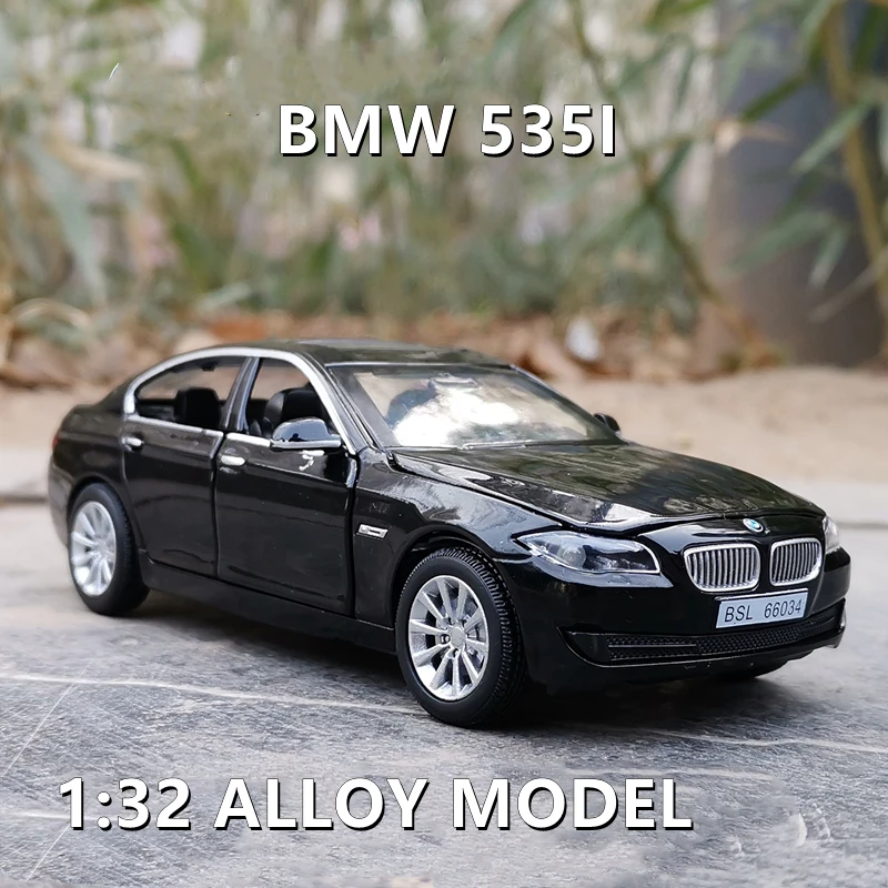 Modèle Miniature Voiture BMW Série 5 F10 Gold - Tiny City - Neuf - LHD