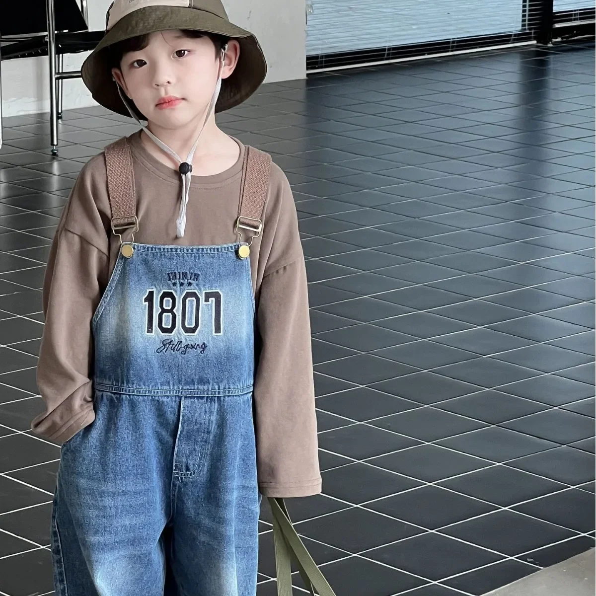 Spring New Boys' South Korean Children's Wear Sandwashed Old Soft Retro Blue Letter Embroidered Backband Pants