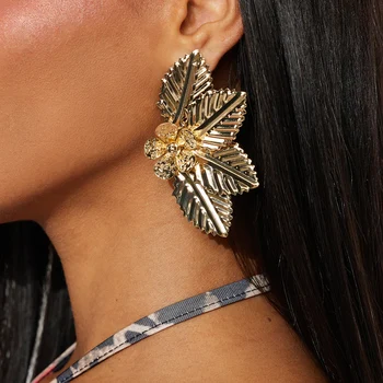2025 Exaggerated Leaf Flower Earrings Women Accessories Wholesale Fashion Trend Large Metal Stud Earrings Party Jewelry Gifts