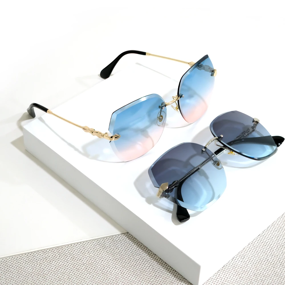 

Charmleo Vintage Rimless Square Sunglasses For Men Women New Fashion Oversized Gradient Sun Glasses Eyewear Sun Shades UV400