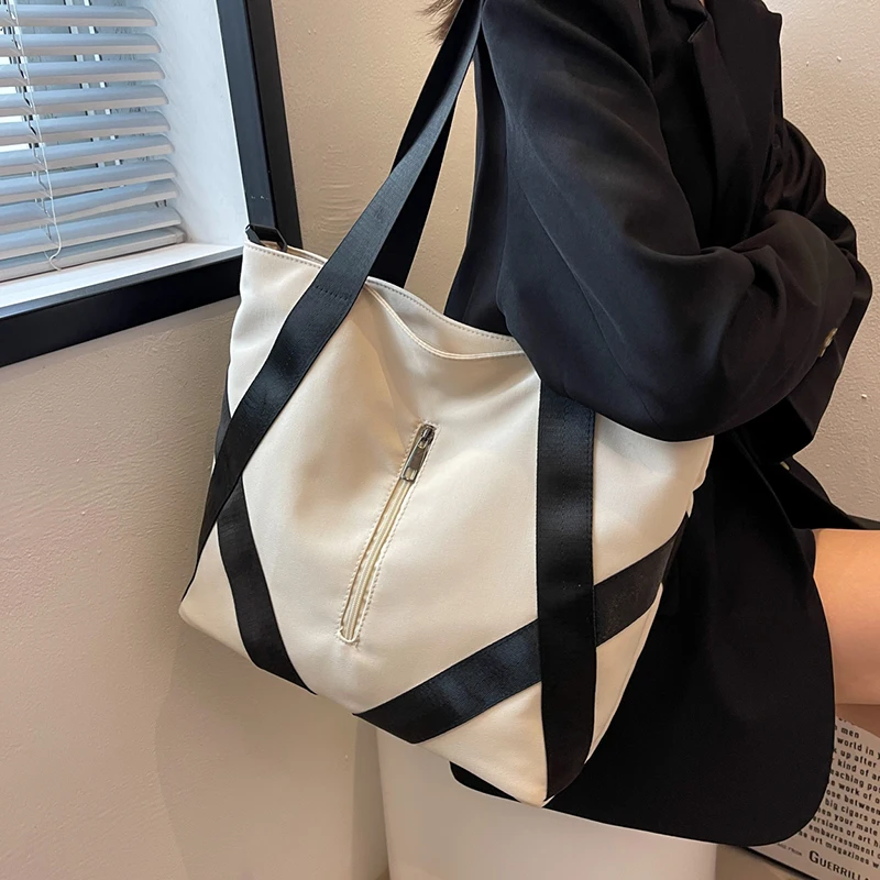 2022 Women's Shoulder Bag Fashion Korean Students Bookbag Handbags