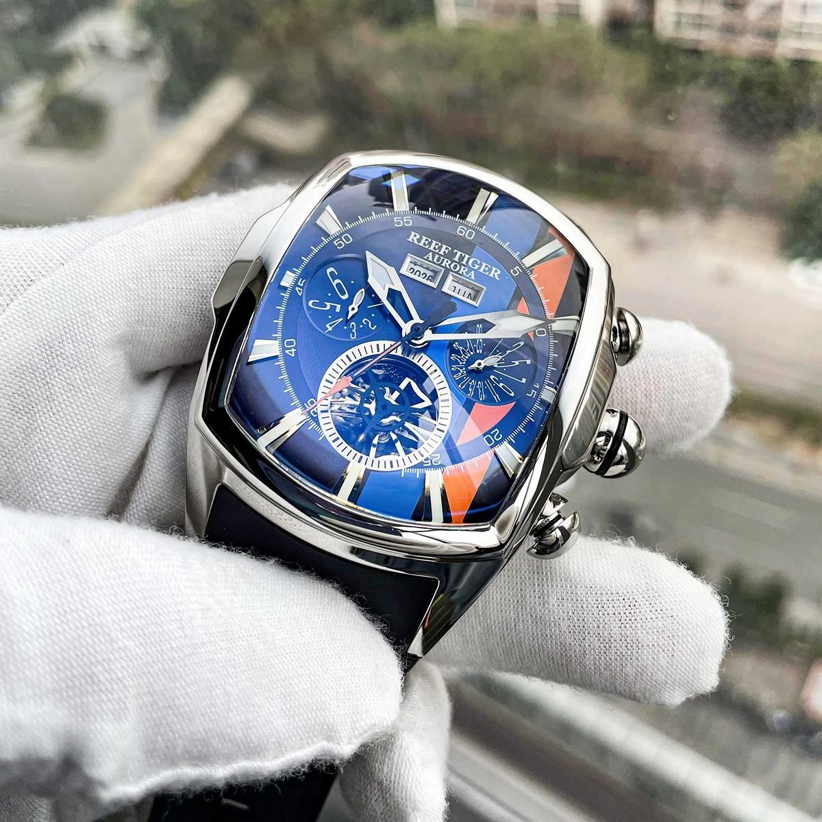 REEF TIGER クオーツ 腕時計 クロノグラフ 球面ガラス メンズ