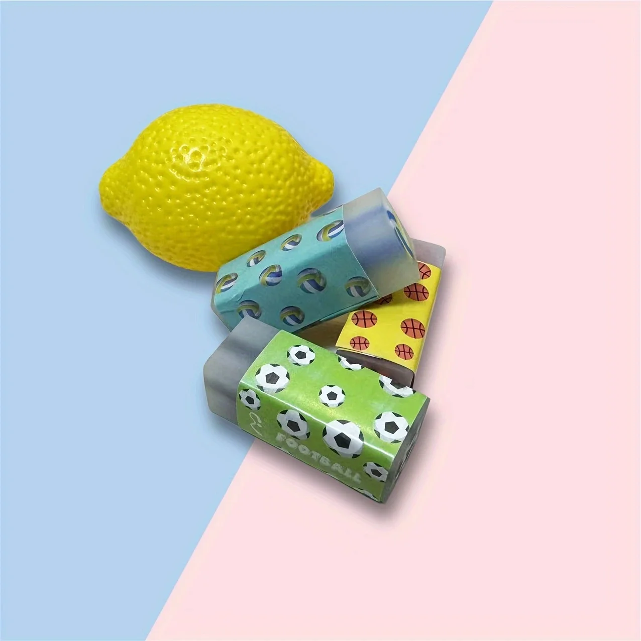 Set di Cancelleria a Tema Calcio 12 Matita da Calcio + 12 Gomme Cancellare Calcio + 12 Bracciale da Calcio Regolabile Gadget Calcio Bambini per Gomme