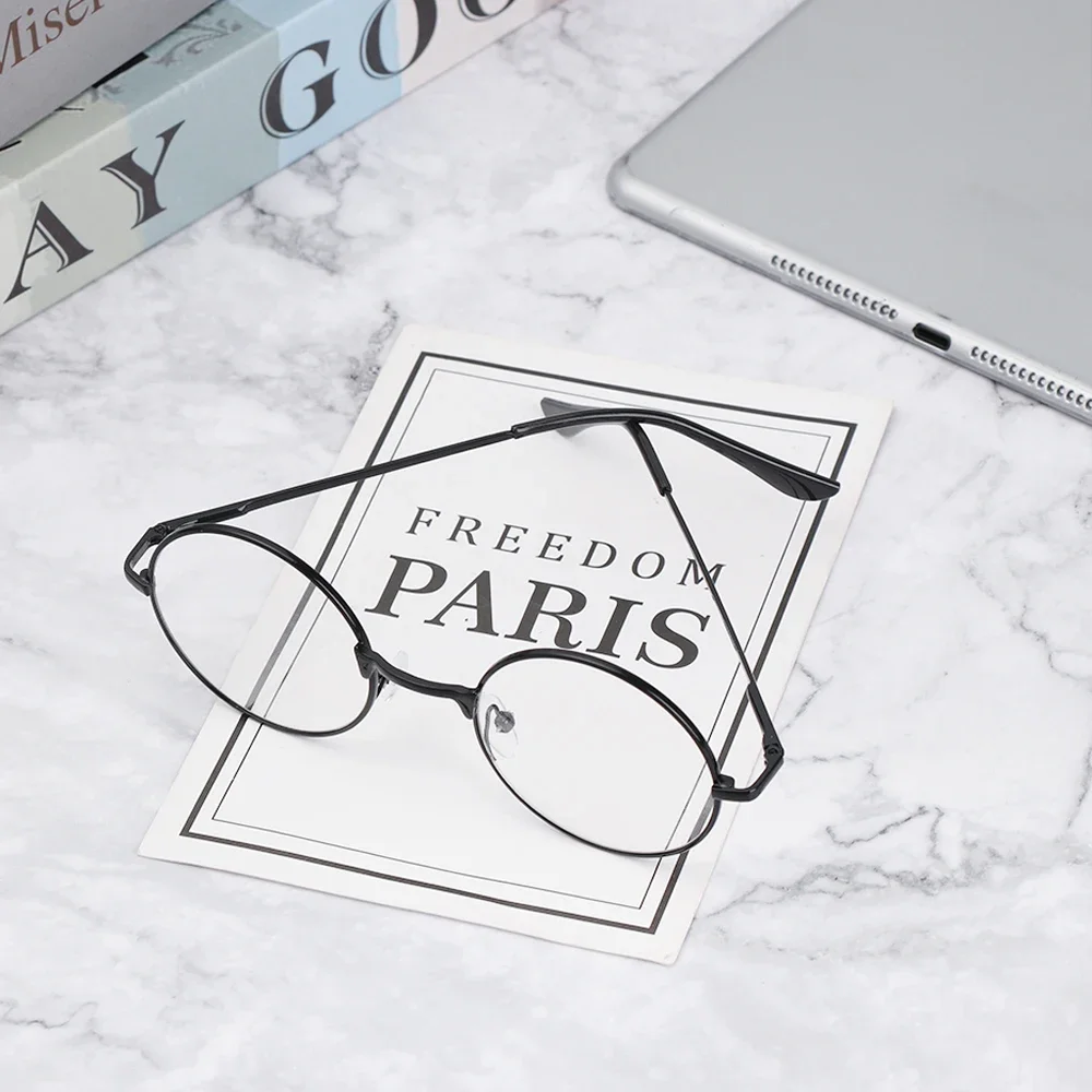 Timeless Unisex Vintage Metal Round Frame Reading Glasses