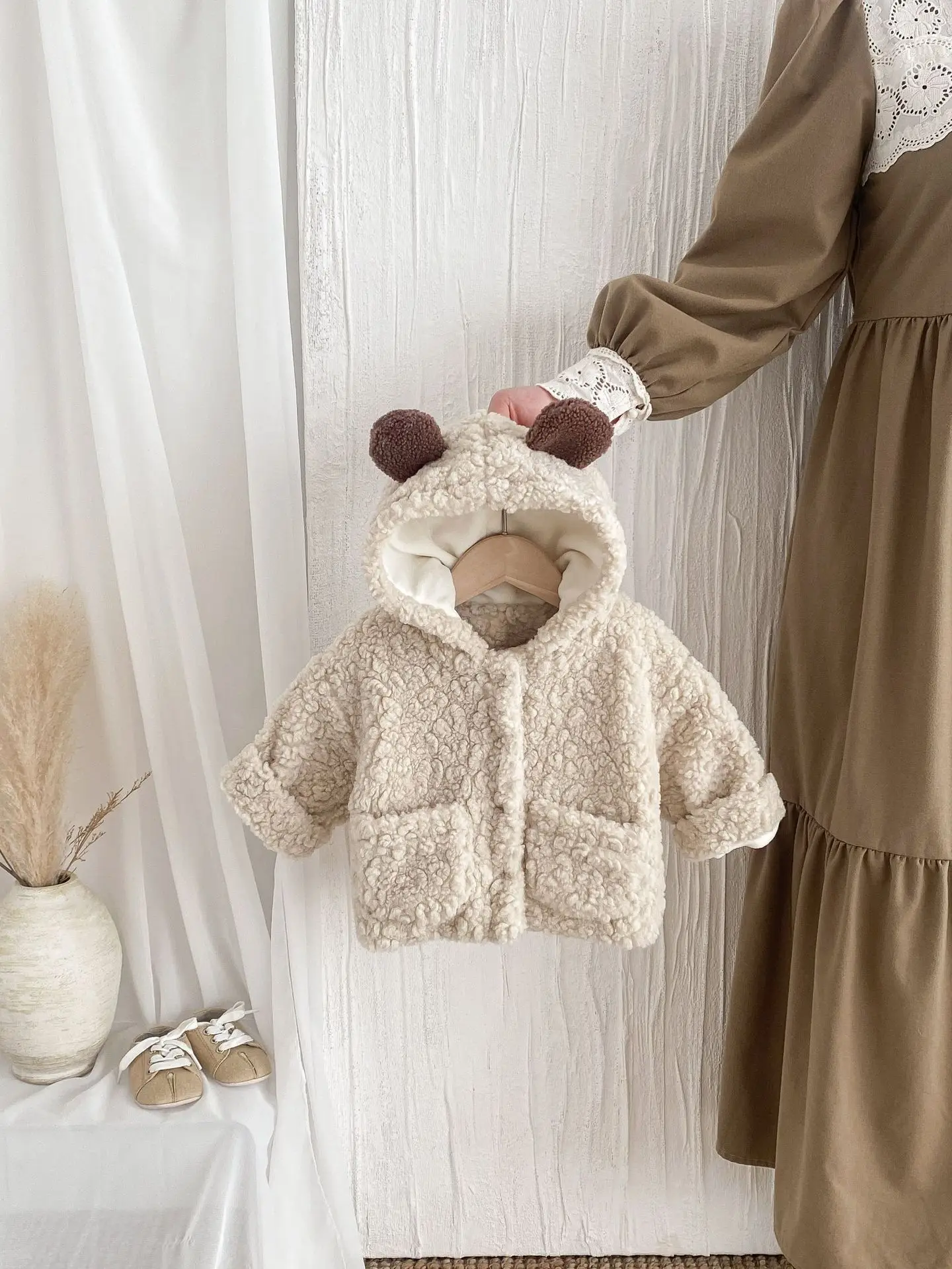 Winter New Baby Long Sleeve Plush Coat Plus Velvet Thick Infant Girls Bear Ears Hooded Cardigan Boys Cute Warm Jacket