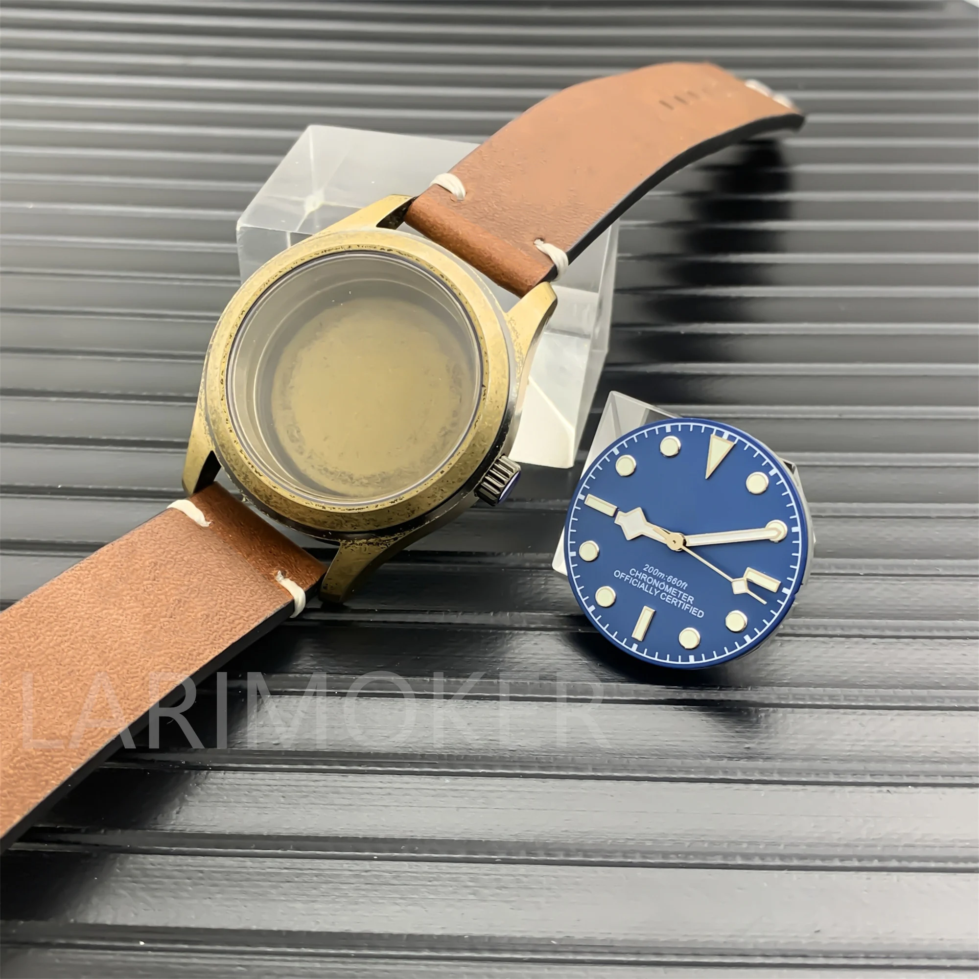 Bronze Pilot Case with Glow-in-the-Dark Dial & Rubber Strap