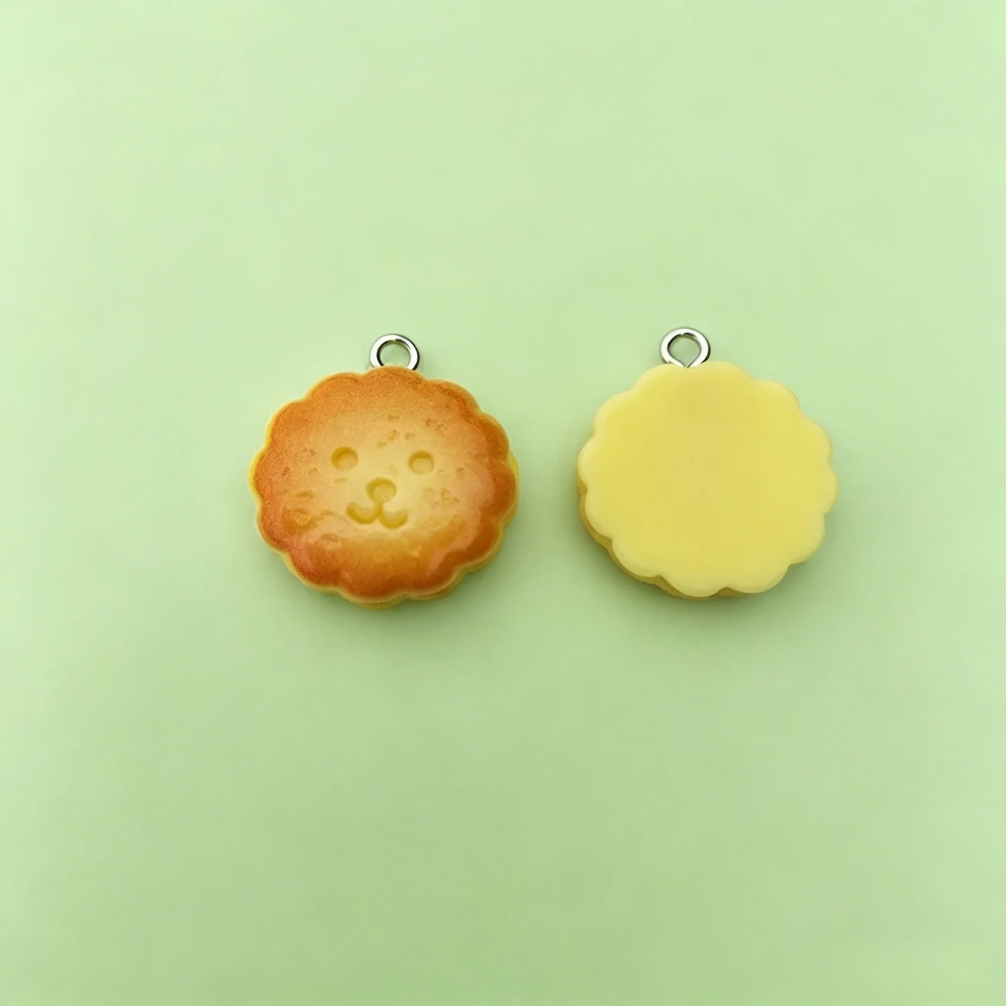 10개 귀여운 곰 토끼 빵 참 장식품 - 쥬얼리 제작 및 공예 용품용 레진 펜던트