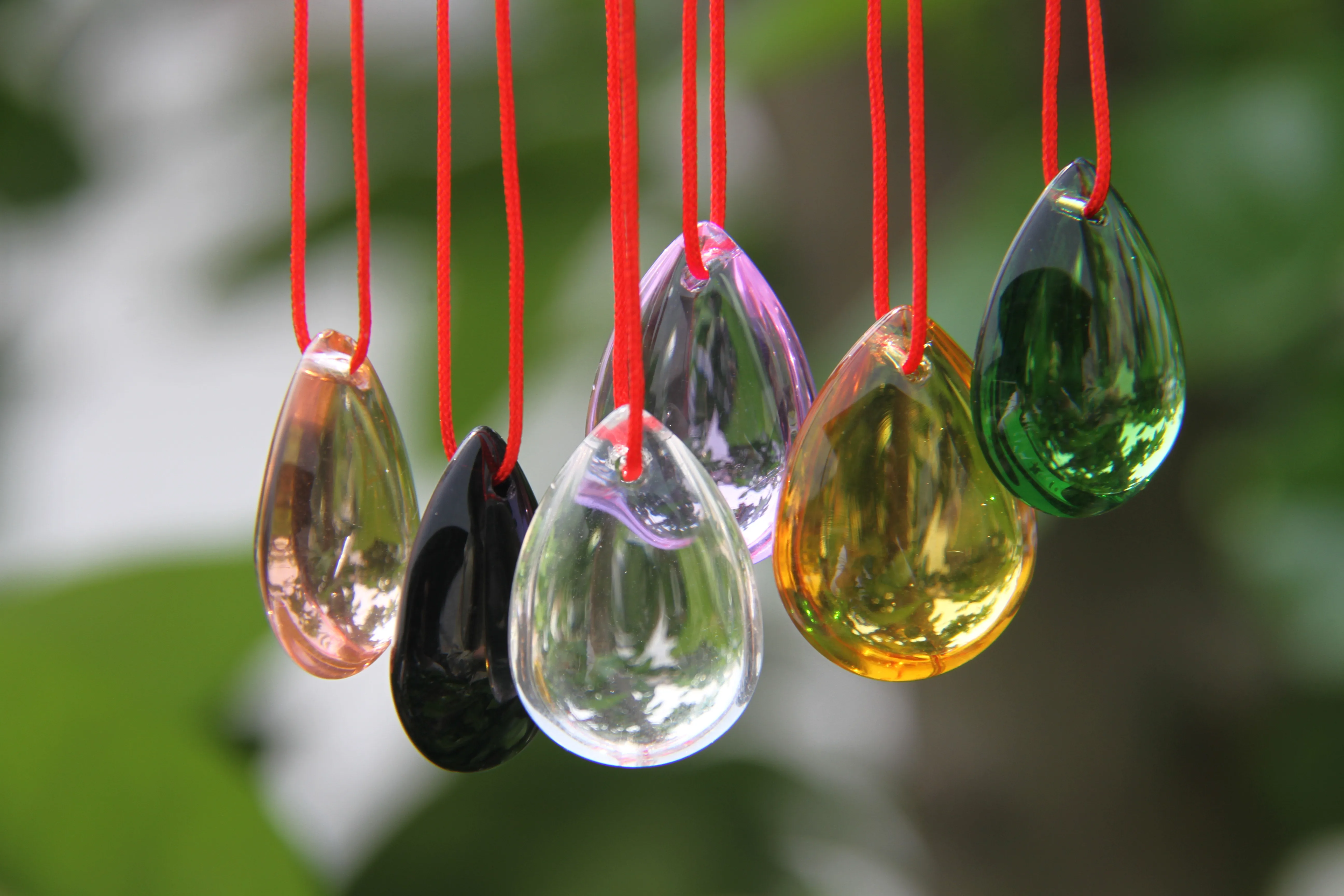 Colors 22mm Crystal Smooth Beads Glass Tear Drop Pendant with Red Strand For Suncatcher Necklace Fenshui Home Marrige Decoration подвесная люстра ambiente benisa 2226 6 pb tear drop