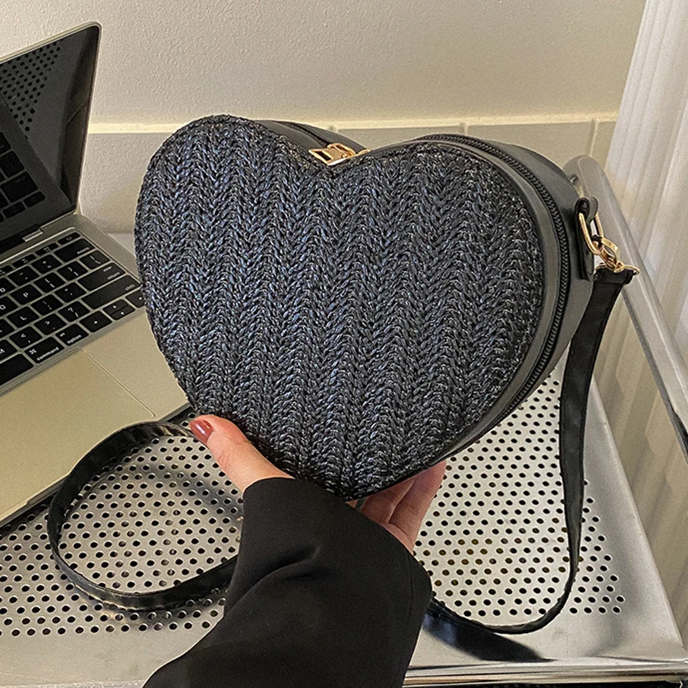 Women Fashion Shoulder Bags Shopping Bags Ladies Straw Satchel Bags PU Love Heart Shape Crossbody Bags Casual Small Purses