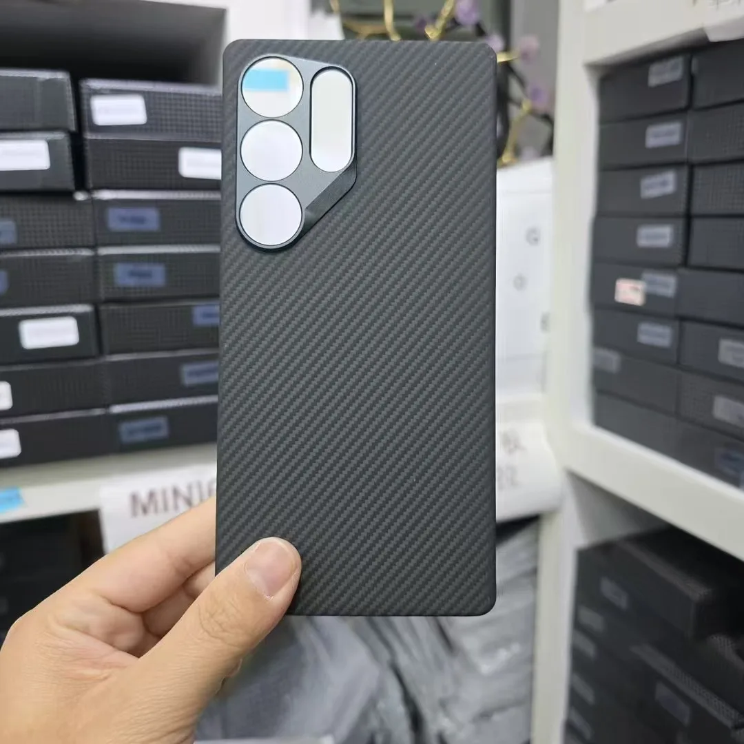 Luxury Magnetic Carbon Aramid Fiber Phone Case