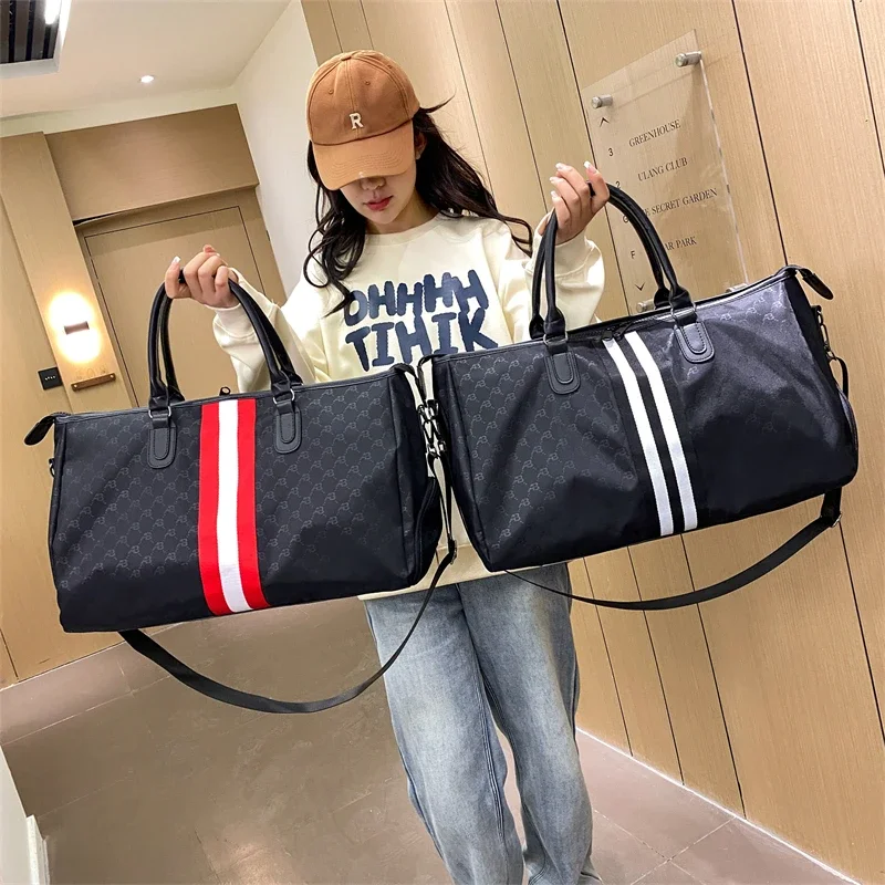 New fashionable short distance business travel bag, large capacity hand luggage bag, sports yoga fitness bag