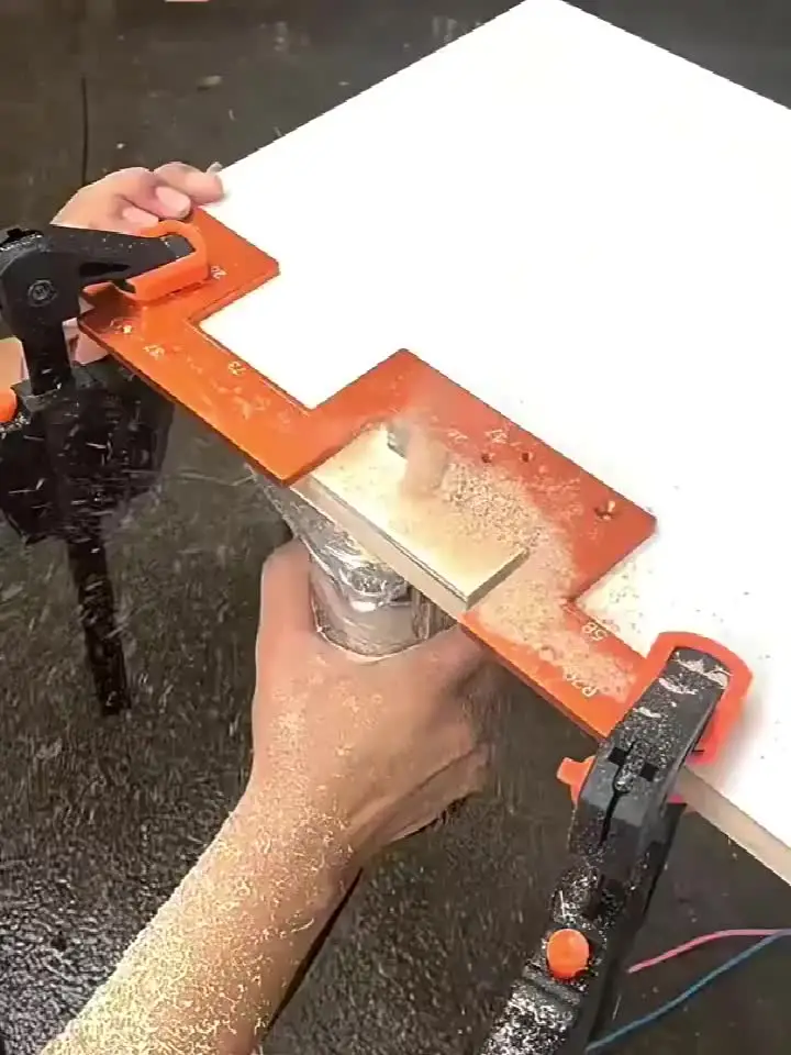 Gabarit De Goujon à Centrage Automatique Pour Le Travail Du Bois Dispositif De Fixation De Limite De Positionnement De Percage Du Bois Portable 96926609