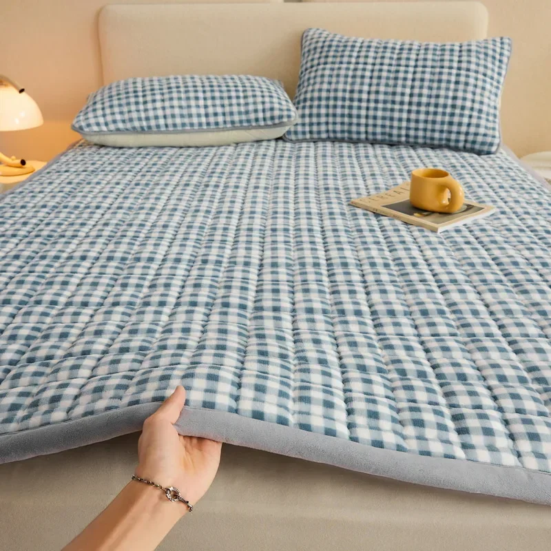 

Winter Quilted Milk Velvet Thin Mattress Toppers Thickened Warm Bed Sheet Bedspread Single Double Soft Fold Tatami Floor Mat